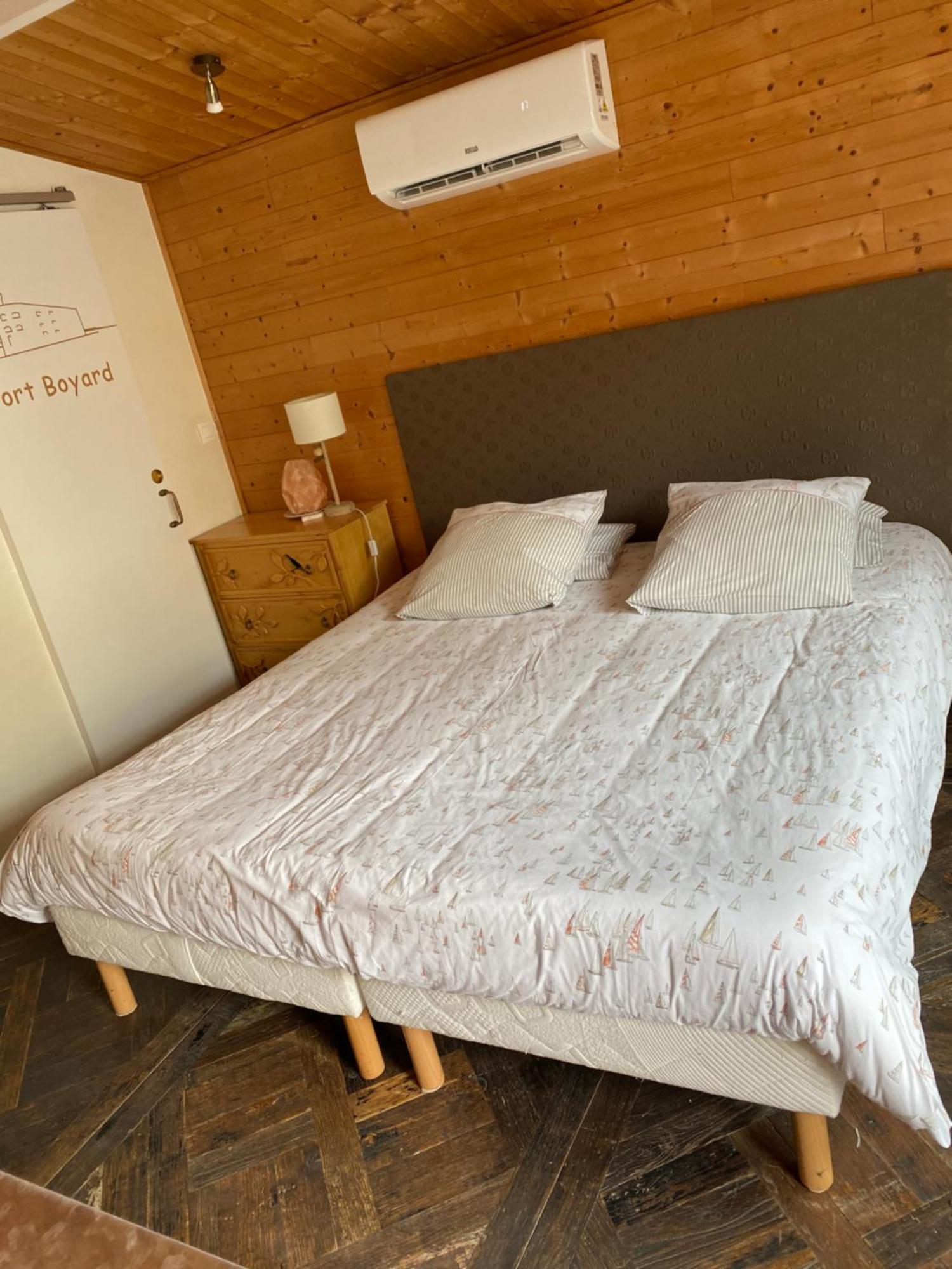 佩里尼La Maison Du Canal De Rompsay - 5 Min De La Rochelle住宿加早餐旅馆 外观 照片
